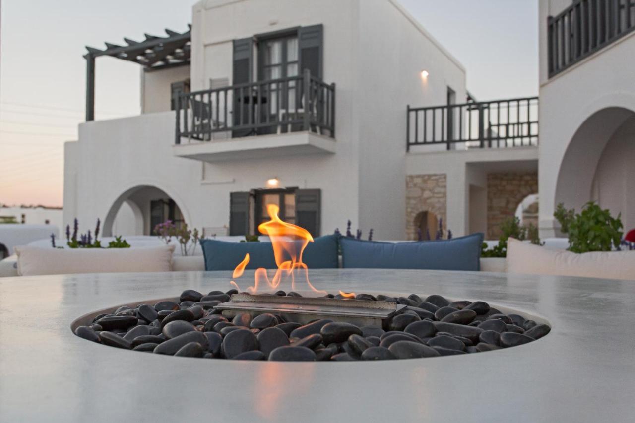 נאוסה Parian Boutique Hotel מראה חיצוני תמונה